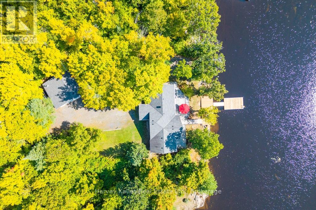 27 LIZZIE'S LANE, McKellar, Ontario