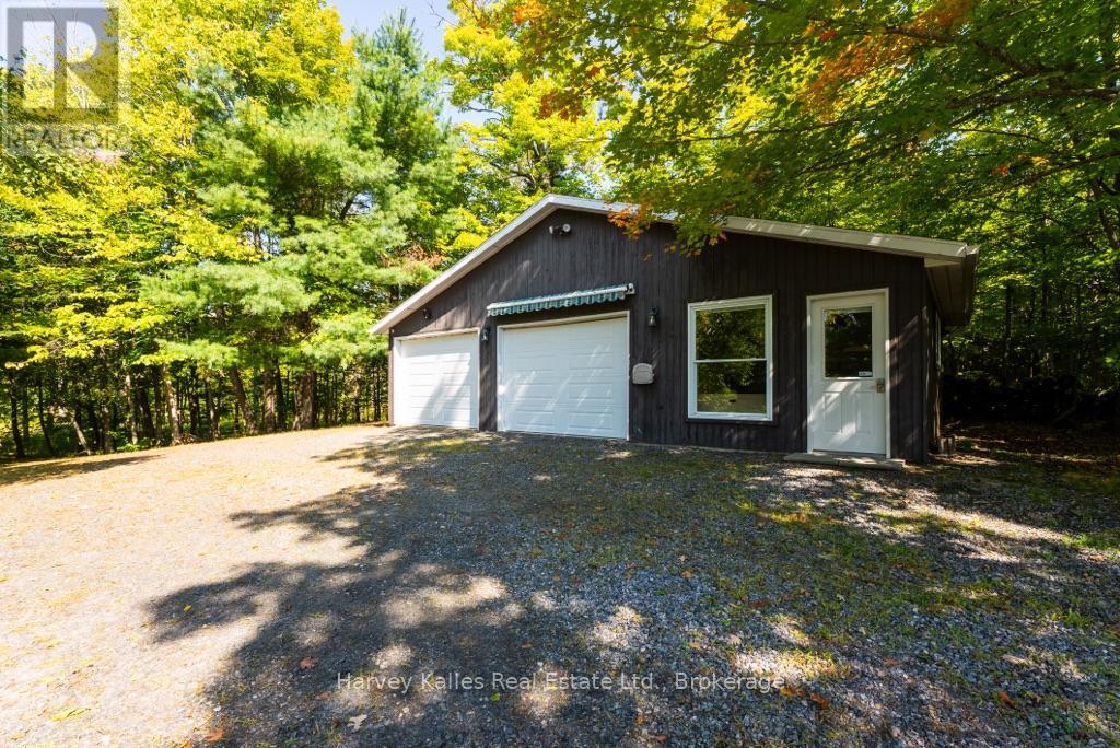 27 Lizzie's Lane, Mckellar, Ontario P2A 0B4 - Photo 39 - X12393739