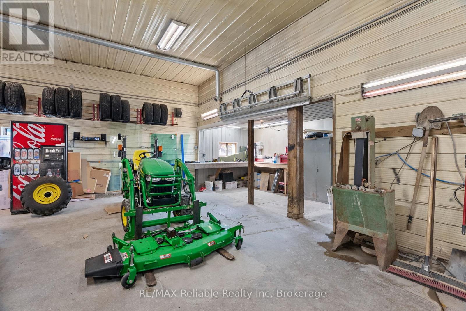 6991 Raglan Street, West Perth, Ontario N0K 1E0 - Photo 21 - X12498868