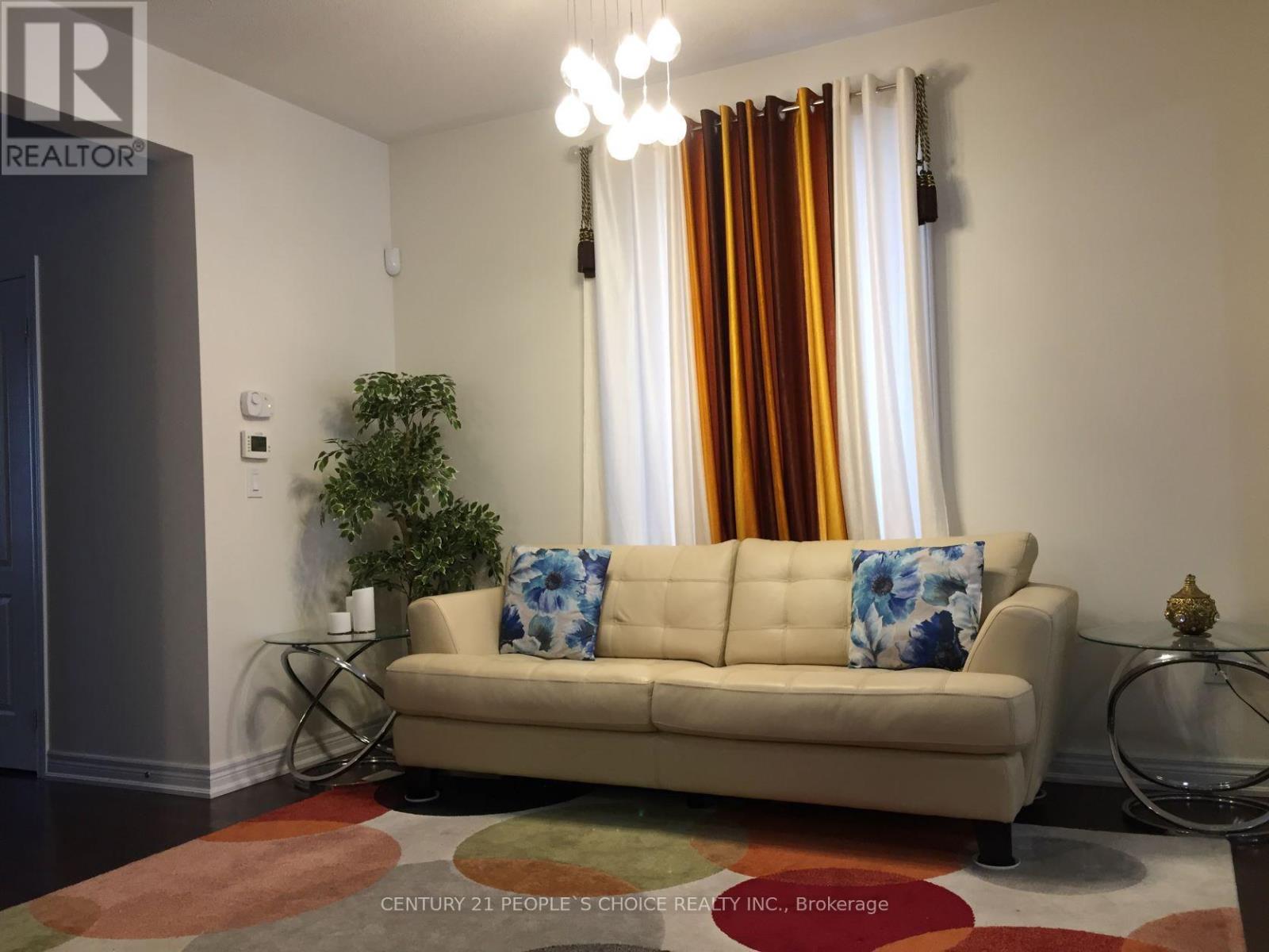 Upper - 71 Buchanan Crescent, Brampton, Ontario  L6X 5M4 - Photo 6 - W12500934