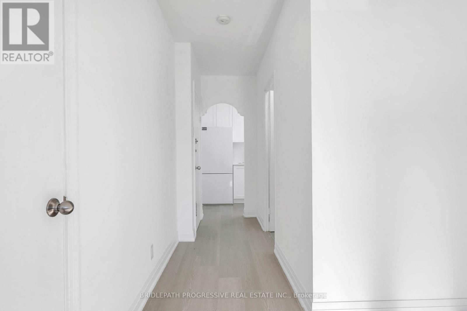 1 - 894 Eglinton Avenue W, Toronto, Ontario  M2K 1B7 - Photo 11 - C12511912