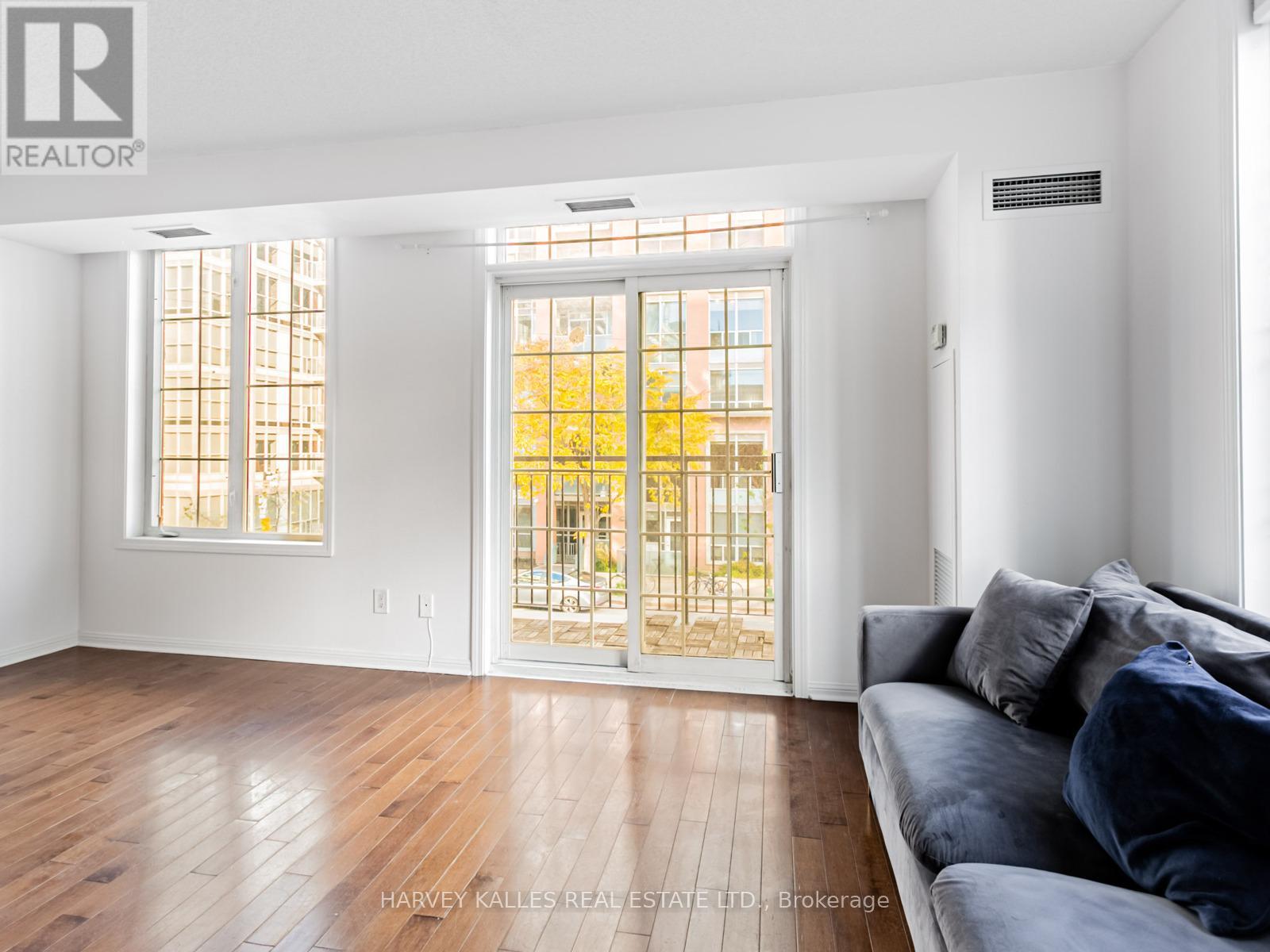 250 - 2 Shaw Street, Toronto, Ontario  M6K 3N5 - Photo 12 - C12511926