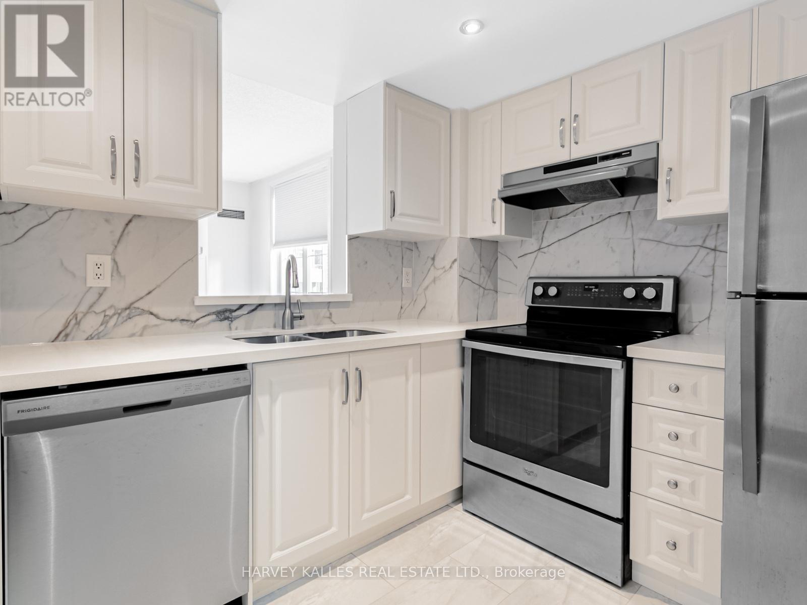 250 - 2 Shaw Street, Toronto, Ontario  M6K 3N5 - Photo 14 - C12511926