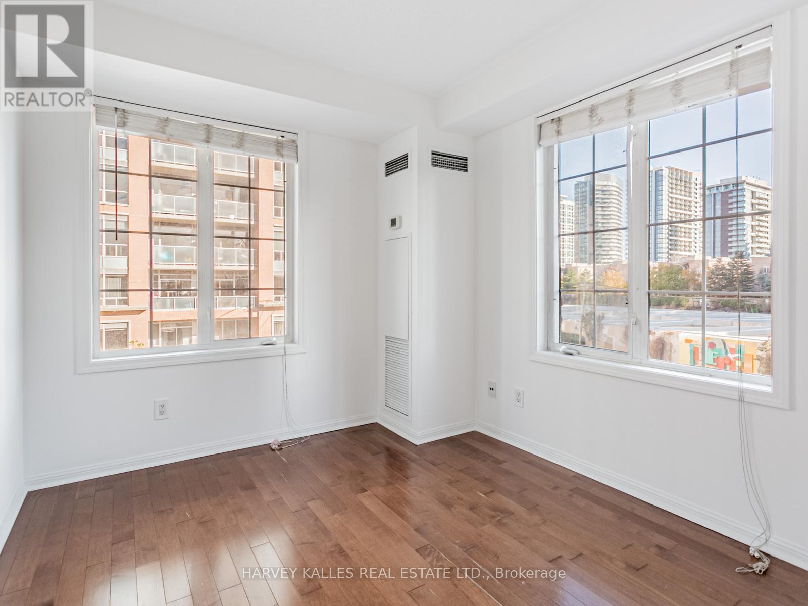 250 - 2 Shaw Street, Toronto, Ontario  M6K 3N5 - Photo 18 - C12511926