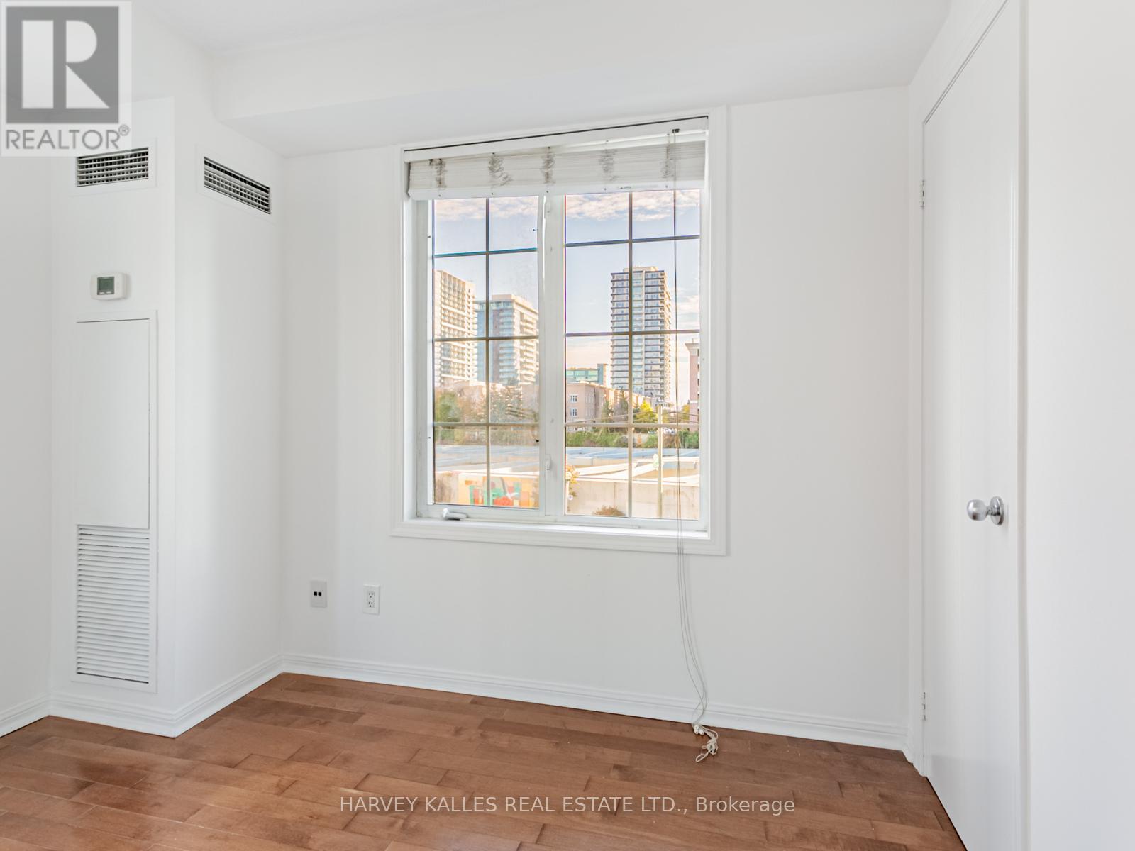 250 - 2 Shaw Street, Toronto, Ontario  M6K 3N5 - Photo 20 - C12511926