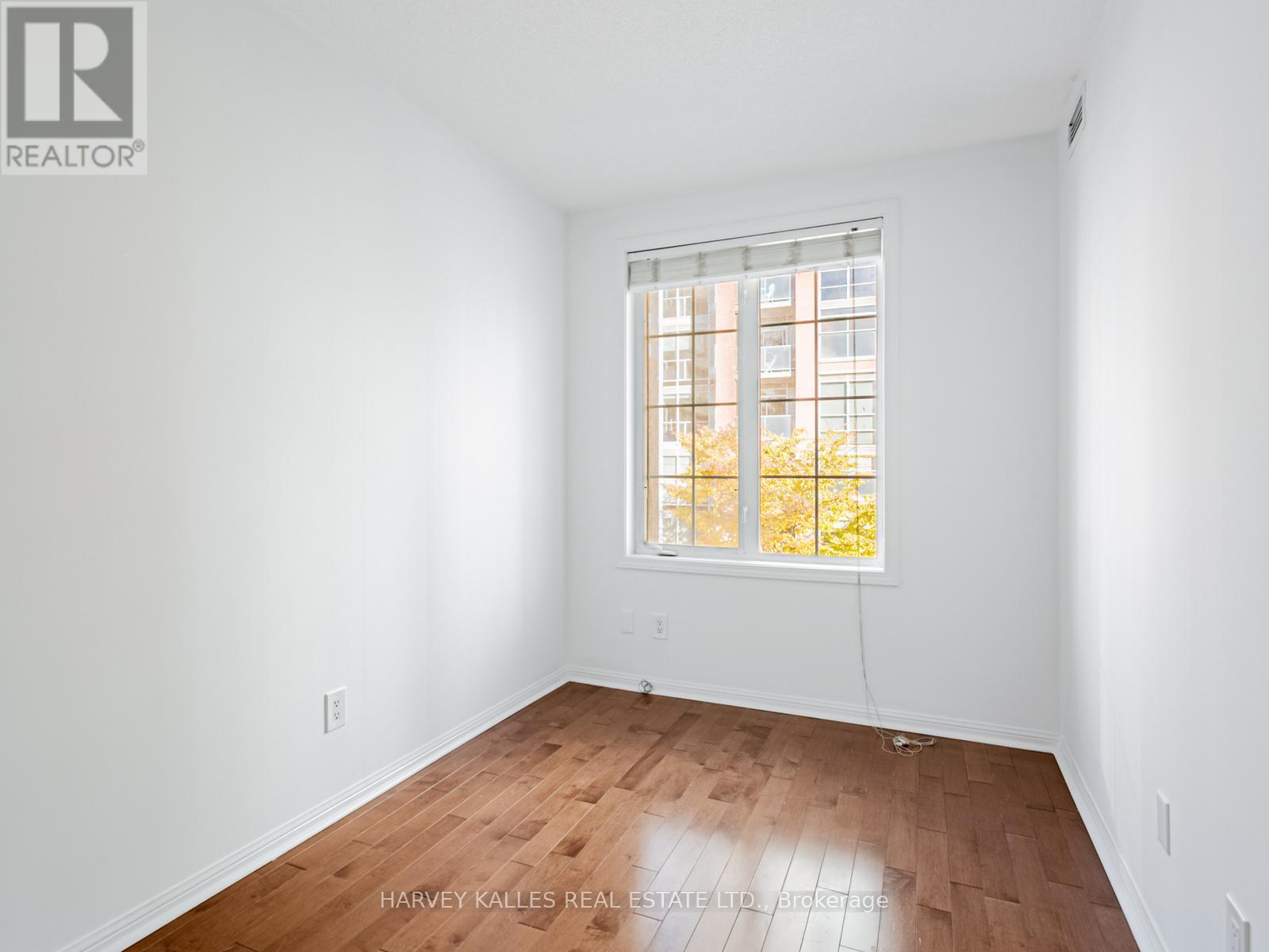 250 - 2 Shaw Street, Toronto, Ontario  M6K 3N5 - Photo 22 - C12511926