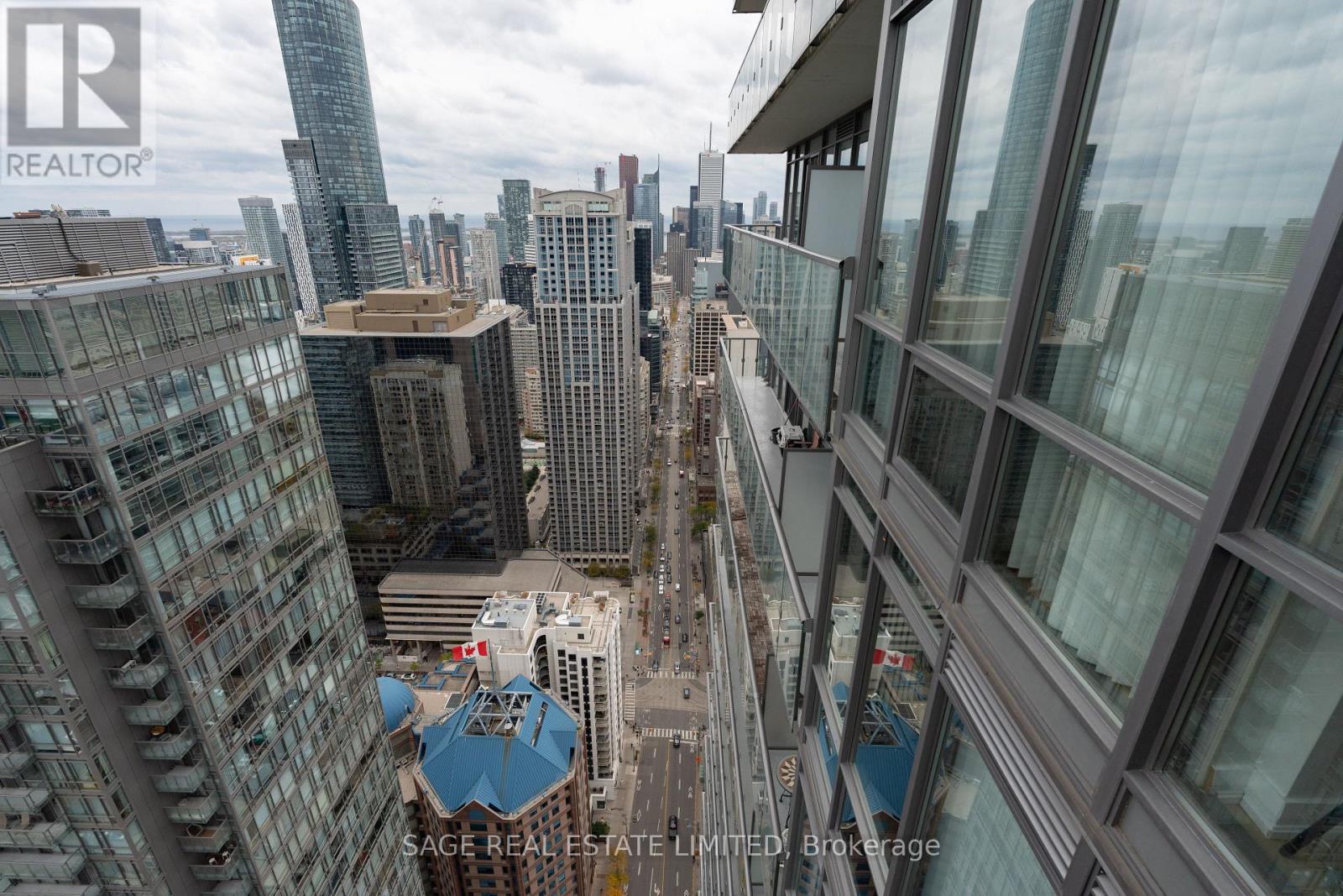 4706 - 832 Bay Street, Toronto, Ontario  M5S 1Z6 - Photo 22 - C12511942