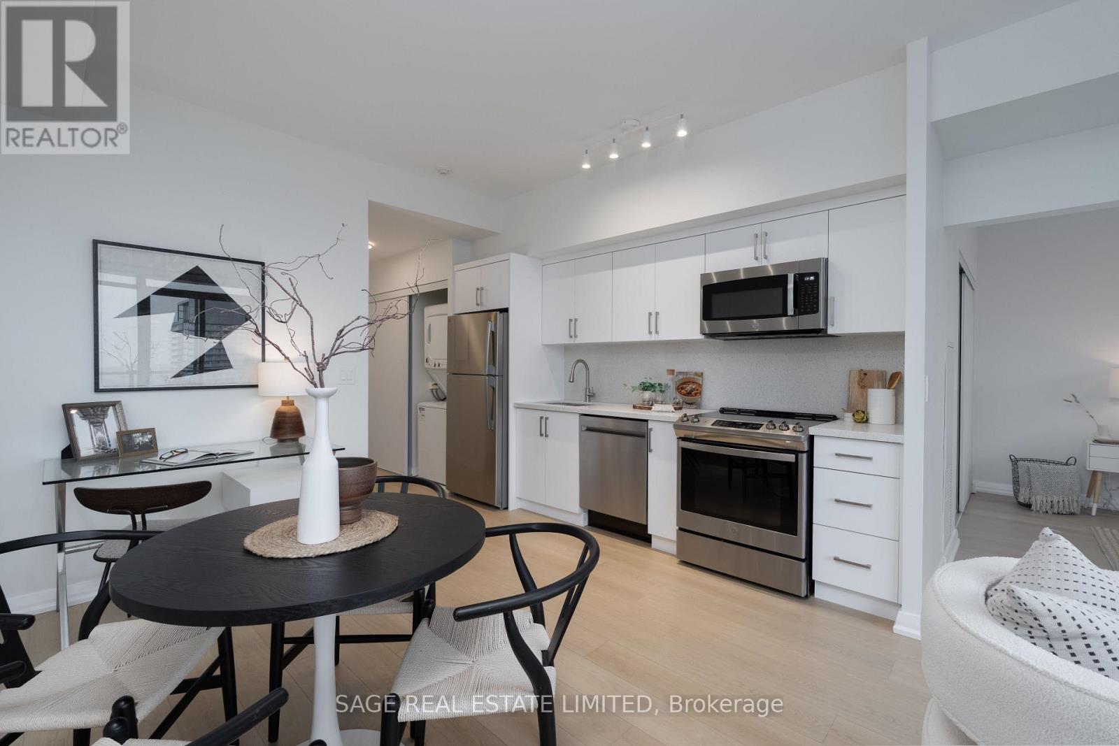 4706 - 832 Bay Street, Toronto, Ontario  M5S 1Z6 - Photo 8 - C12511942