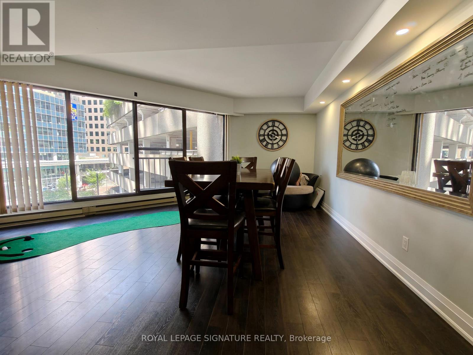 512 - 55 Harbour Square, Toronto, Ontario  M5J 2L1 - Photo 14 - C12511954