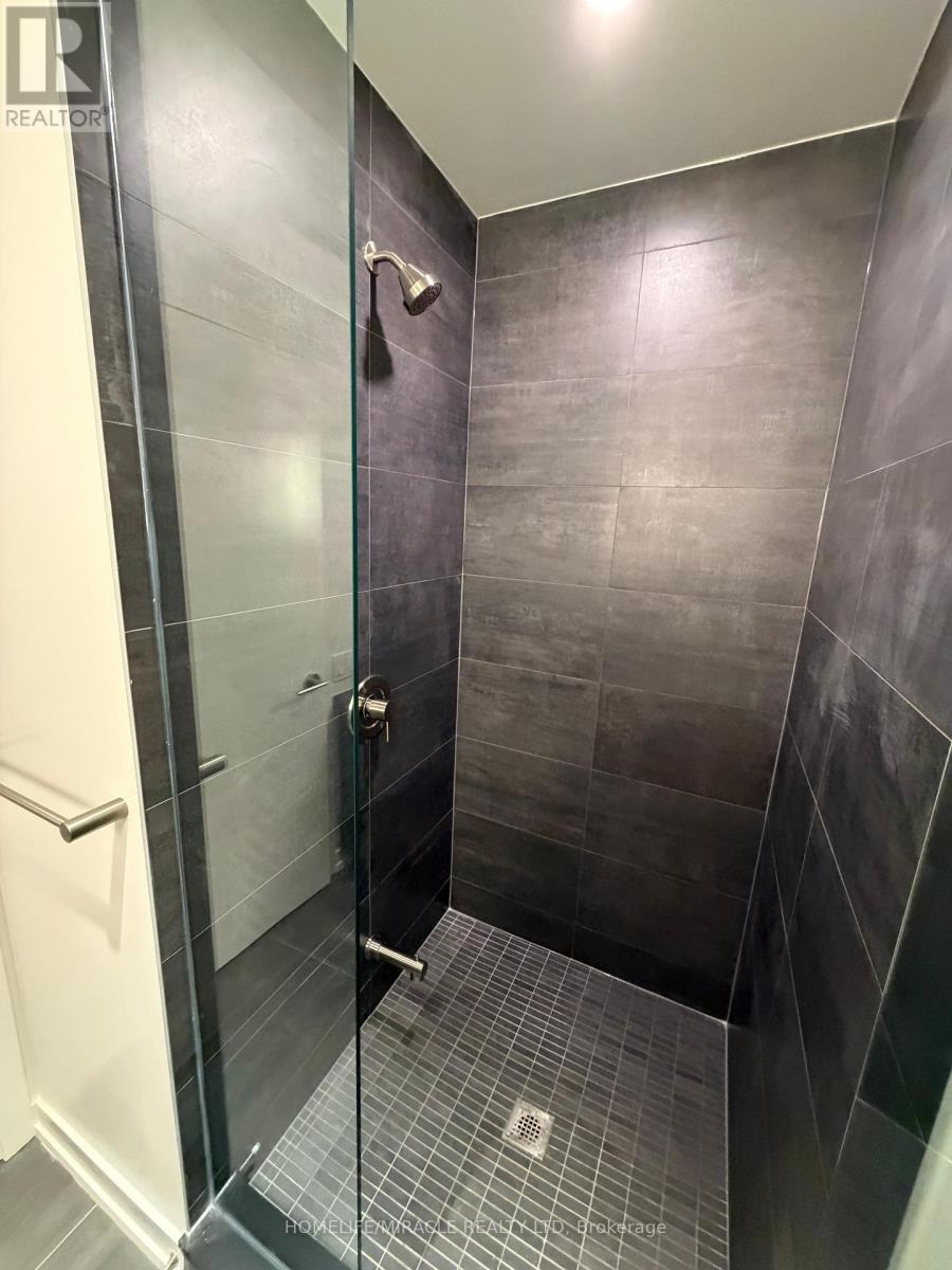 1311 - 120 Broadway Avenue, Toronto, Ontario  M4P 0E9 - Photo 8 - C12512032