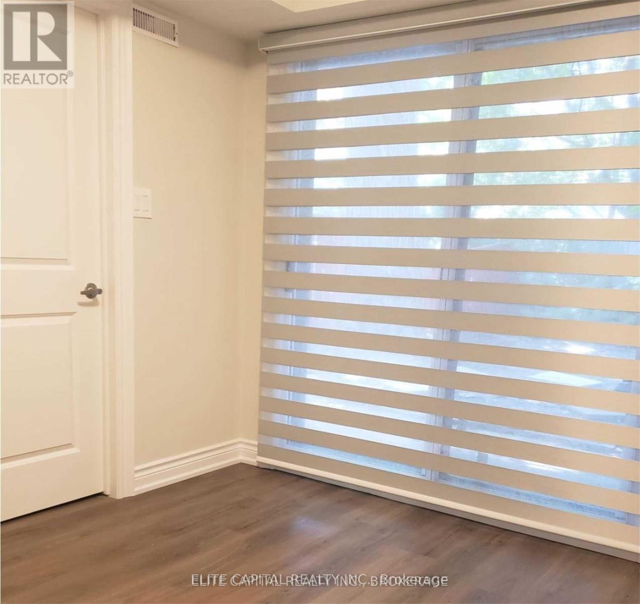 4 Bards Walk Way, Toronto, Ontario  M2J 4T9 - Photo 6 - C12512084