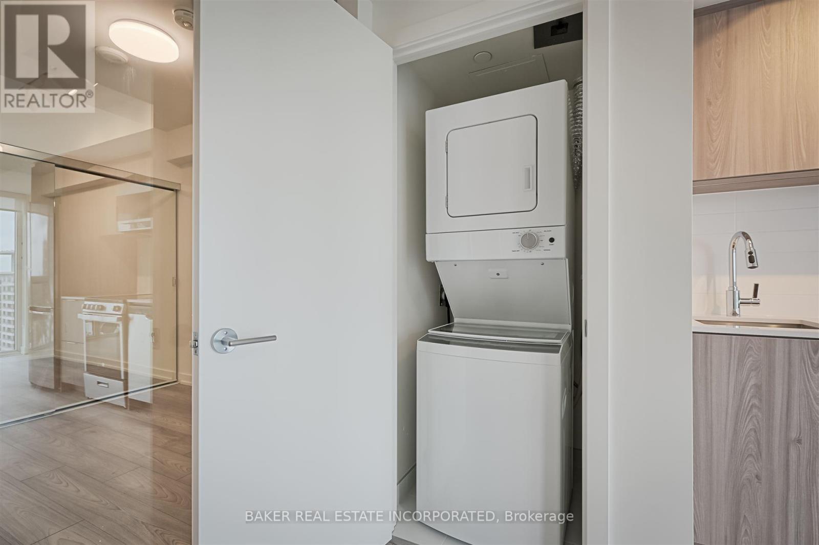 3005 - 223 Redpath Avenue, Toronto, Ontario  M4P 0E8 - Photo 18 - C12512150