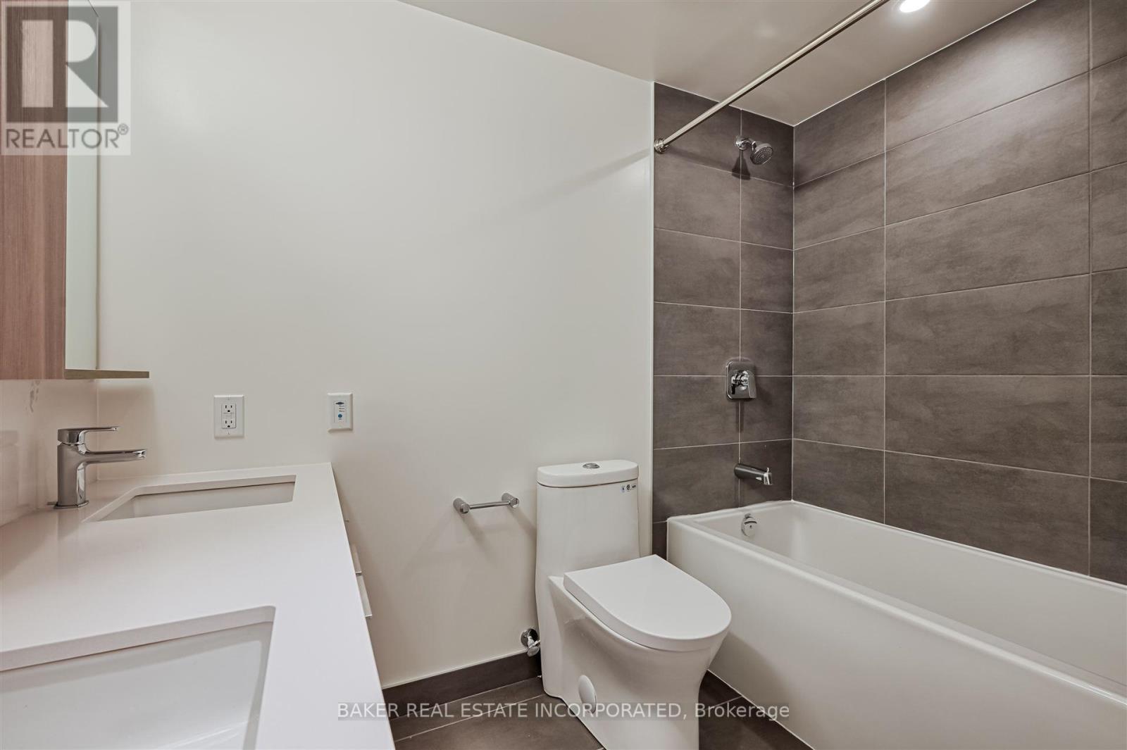 3005 - 223 Redpath Avenue, Toronto, Ontario  M4P 0E8 - Photo 6 - C12512150