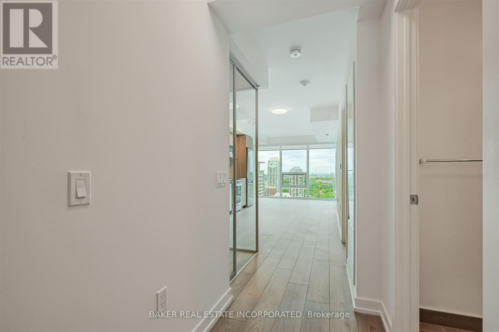 3005 - 223 Redpath Avenue, Toronto, Ontario  M4P 0E8 - Photo 8 - C12512150