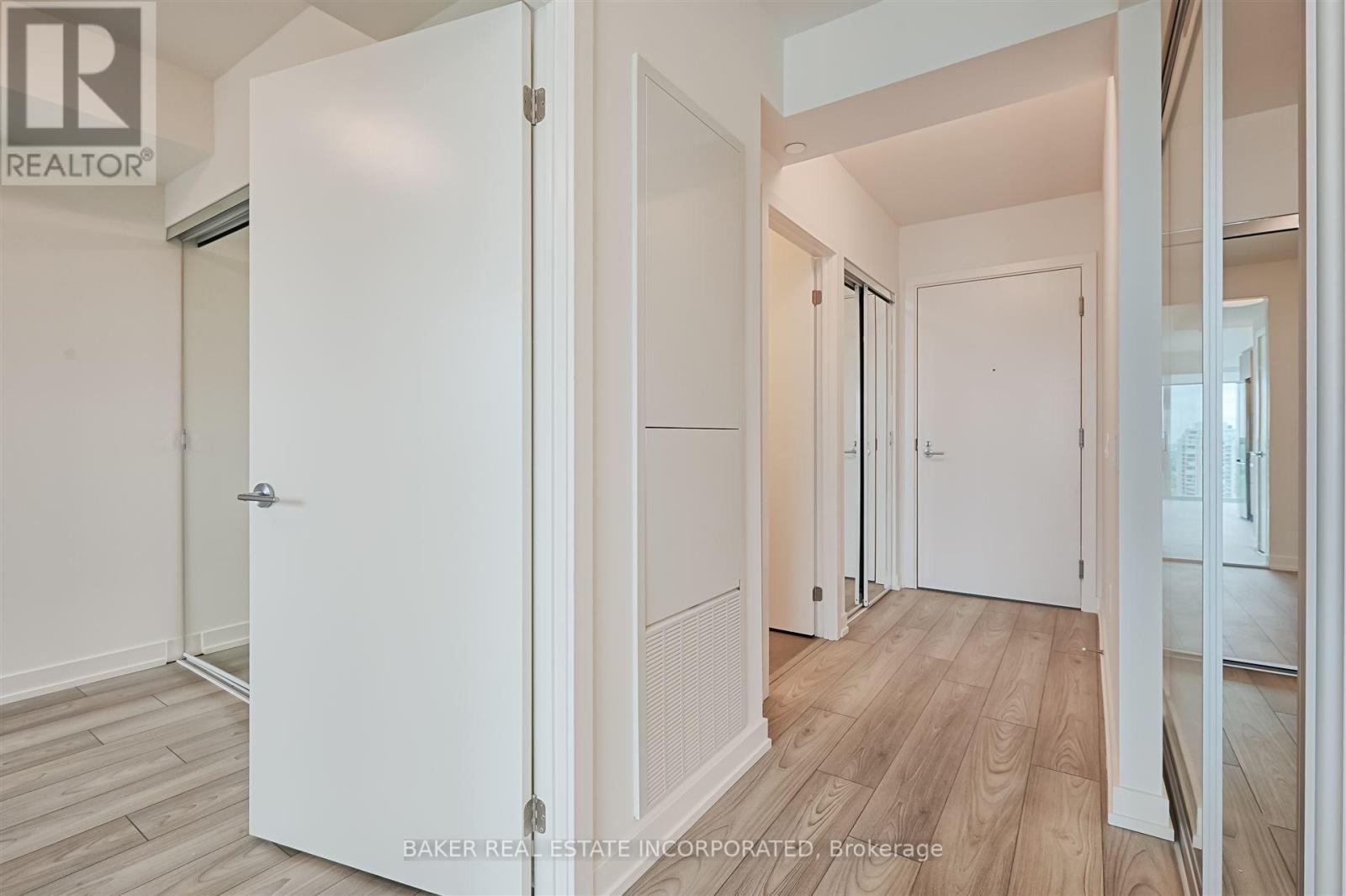 3005 - 223 Redpath Avenue, Toronto, Ontario  M4P 0E8 - Photo 9 - C12512150