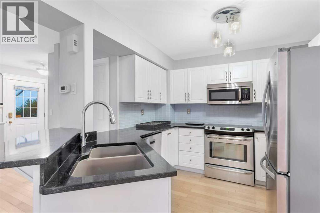 10, 73 Addington Drive, Red Deer, Alberta  T4R 2Z6 - Photo 14 - A2249708