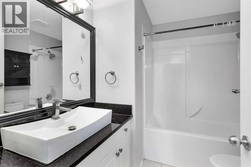 10, 73 Addington Drive, Red Deer, Alberta  T4R 2Z6 - Photo 29 - A2249708