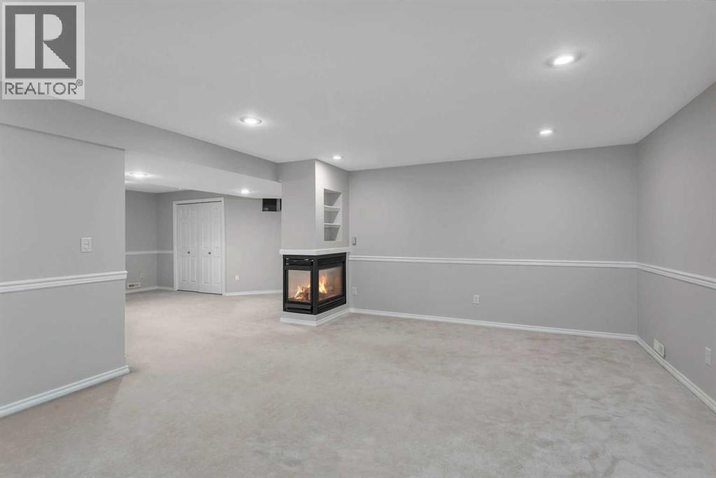 10, 73 Addington Drive, Red Deer, Alberta  T4R 2Z6 - Photo 32 - A2249708