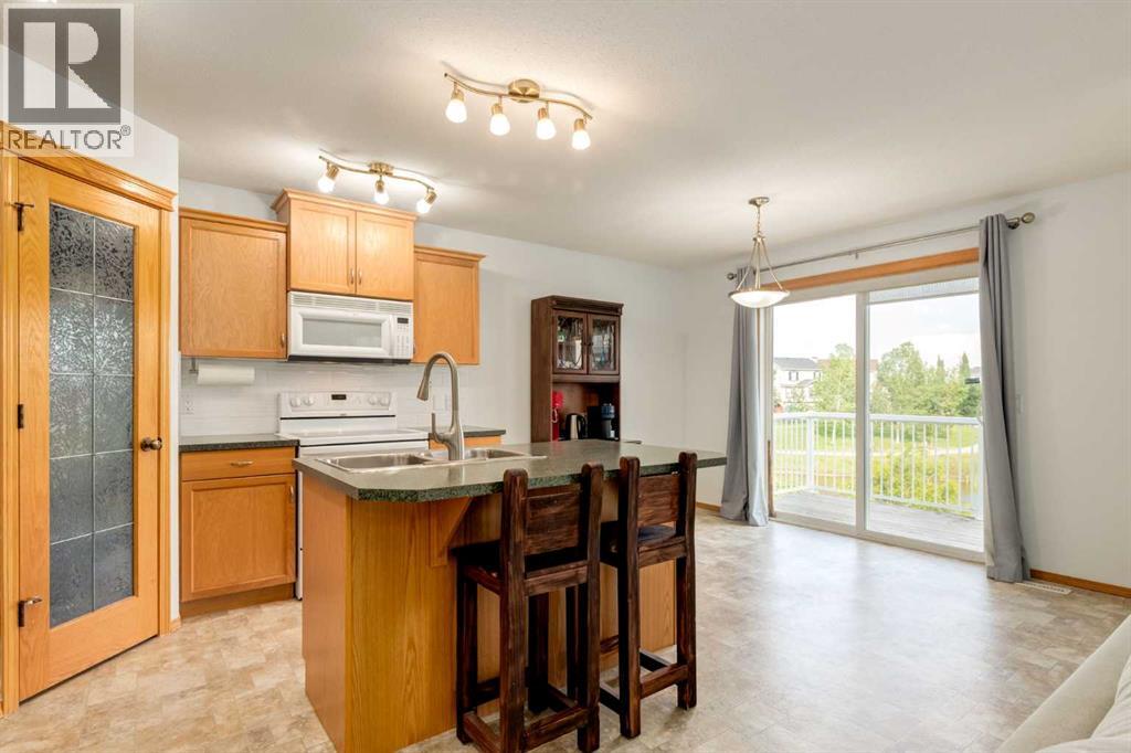 170 Sagewood Landing Sw, Airdrie, Alberta  T4B 3N5 - Photo 4 - A2243135