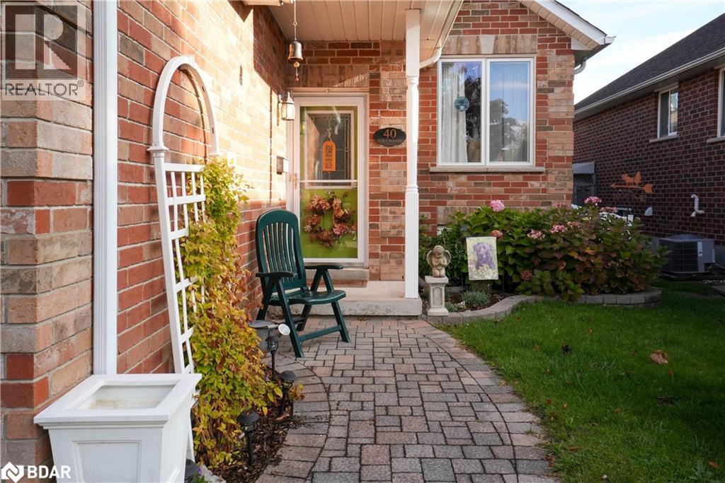 40 Felt Crescent, Barrie, Ontario  L4N 8V1 - Photo 3 - 40780561