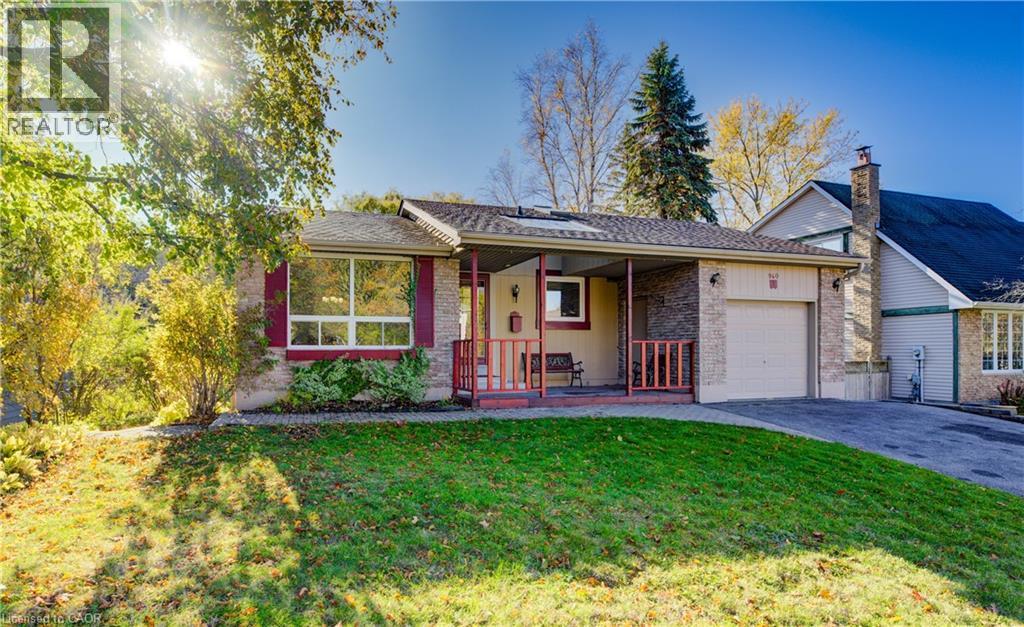 940 Elgin Street, Newmarket, Ontario  L3Y 3C1 - Photo 2 - 40781846