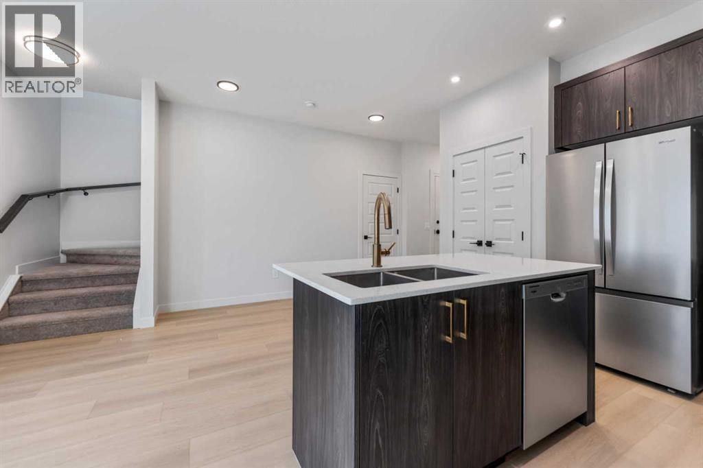 245 Waterford Heath, Chestermere, Alberta  T1X 2Z8 - Photo 9 - A2256638