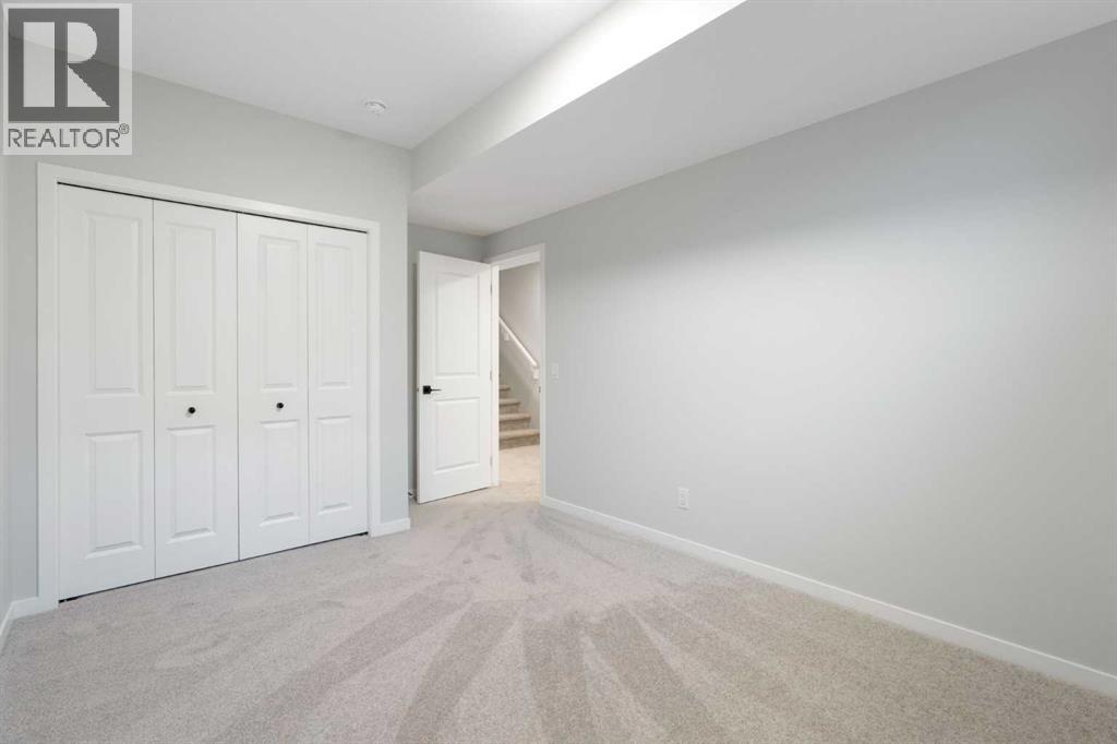 552 Rowmont Boulevard Nw, Calgary, Alberta  T3L 0L6 - Photo 44 - A2258333