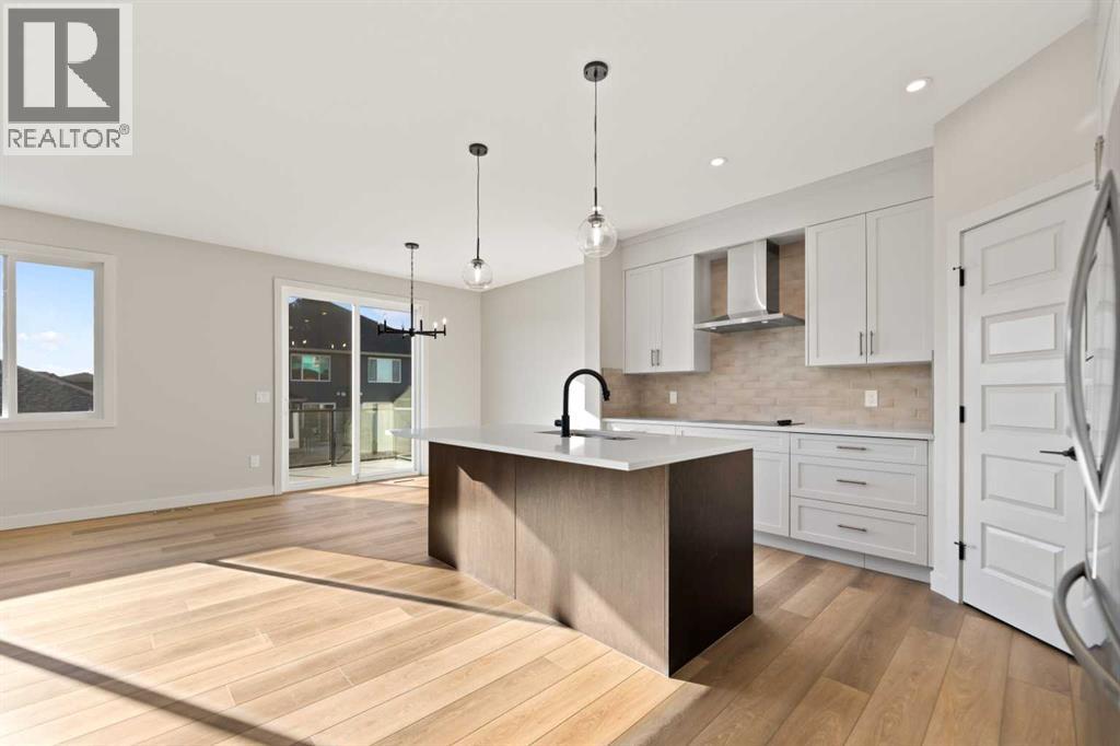 Property at 86 Emerson Crescent image 2