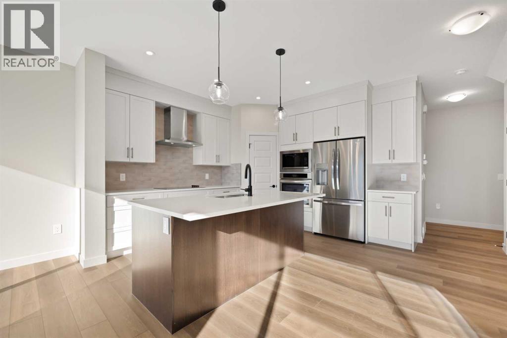 Property at 86 Emerson Crescent image 4