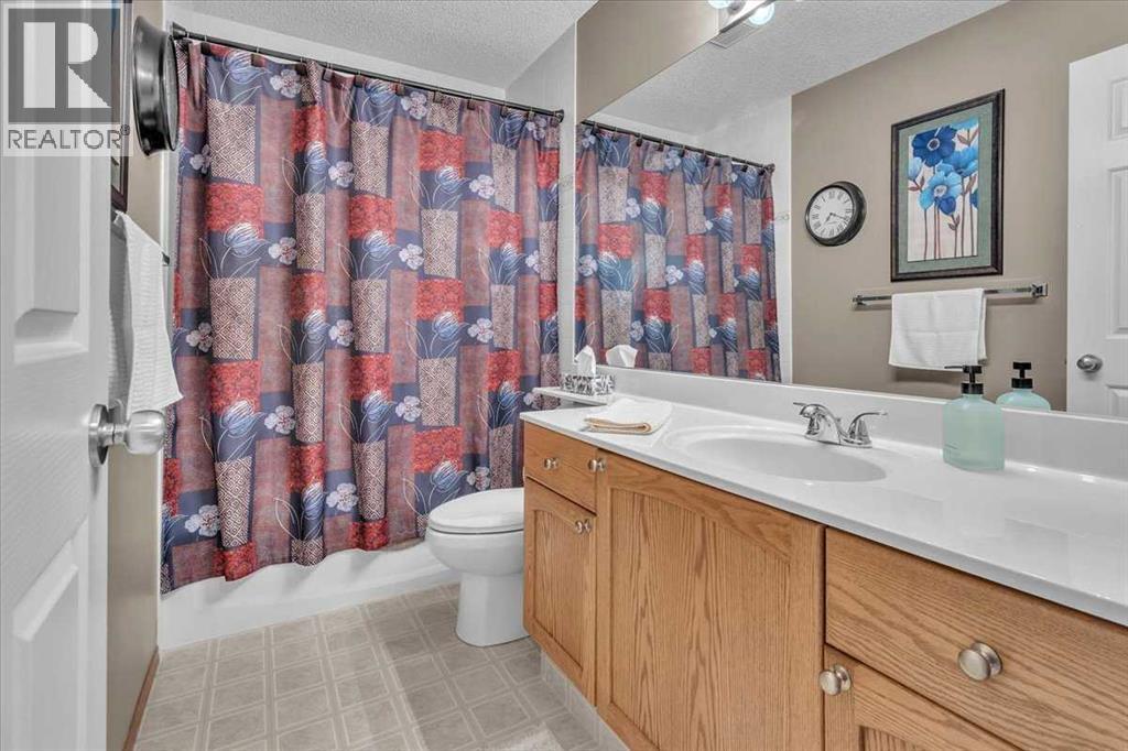 20 Tuscany Ridge Green Nw, Calgary, Alberta  T3L 2J4 - Photo 26 - A2265851