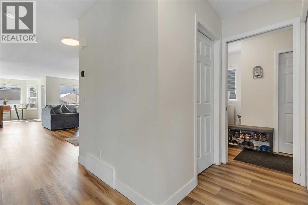 53 Martha's Haven Green Ne, Calgary, Alberta  T3J 3X5 - Photo 10 - A2267506