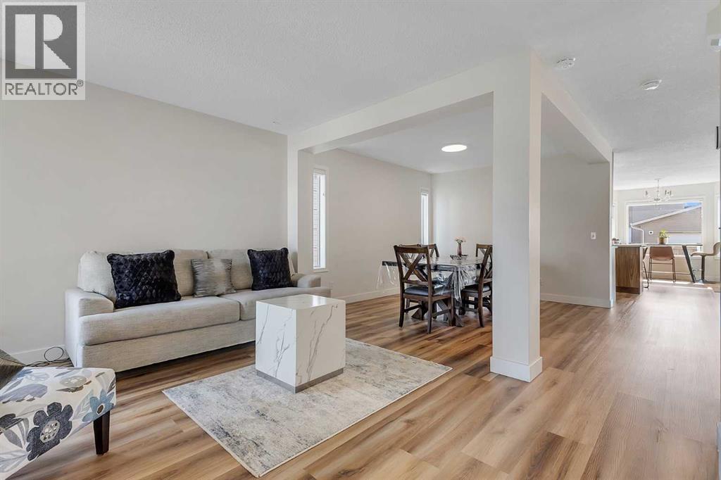 53 Martha's Haven Green Ne, Calgary, Alberta  T3J 3X5 - Photo 9 - A2267506