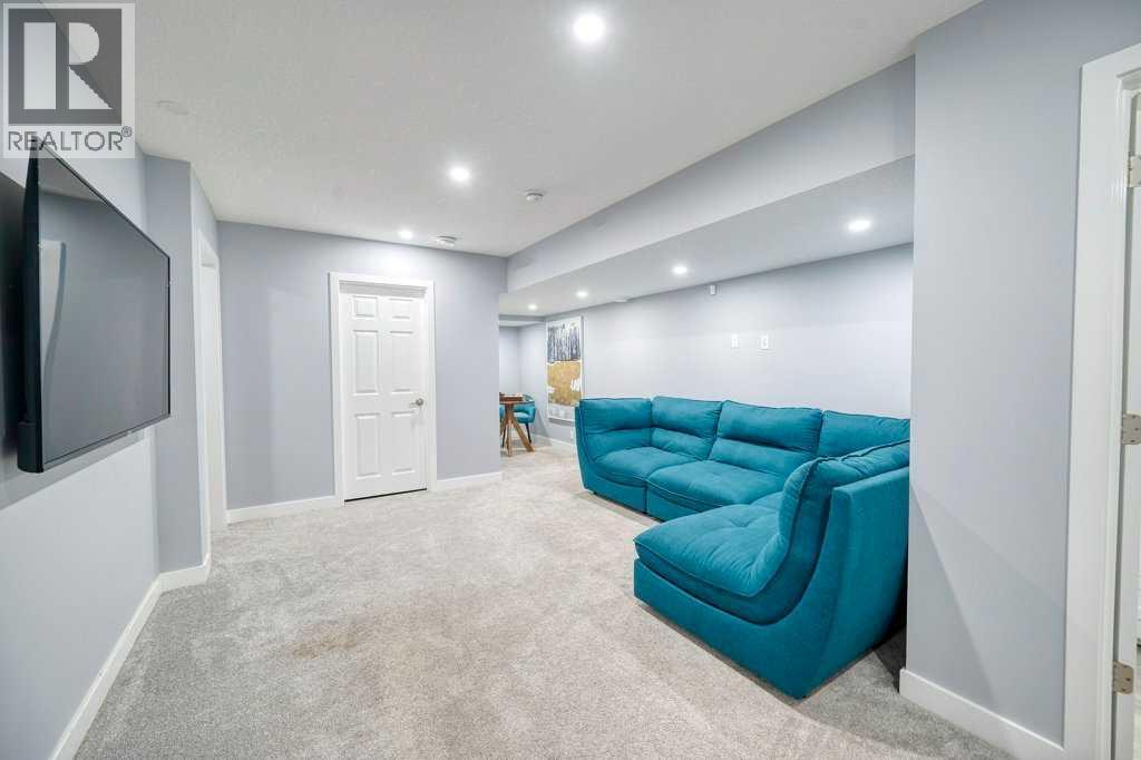 968 Seton Circle Se, Calgary, Alberta  T3M 2V2 - Photo 15 - A2267754