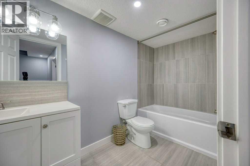 968 Seton Circle Se, Calgary, Alberta  T3M 2V2 - Photo 17 - A2267754