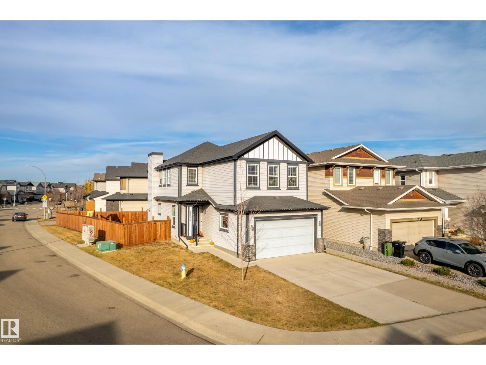 1374 Secord Ld Nw, Edmonton, Alberta  T5T 5W7 - Photo 4 - E4464312