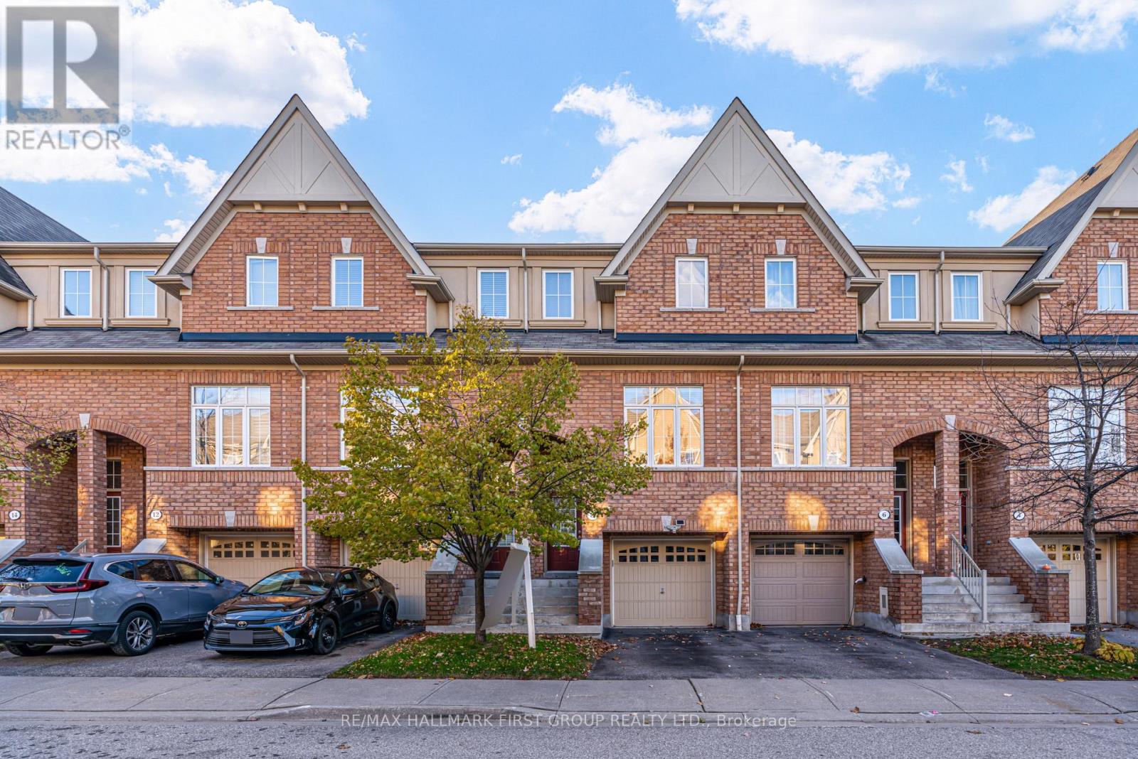 8 REEVESMERE LANE, Ajax, Ontario