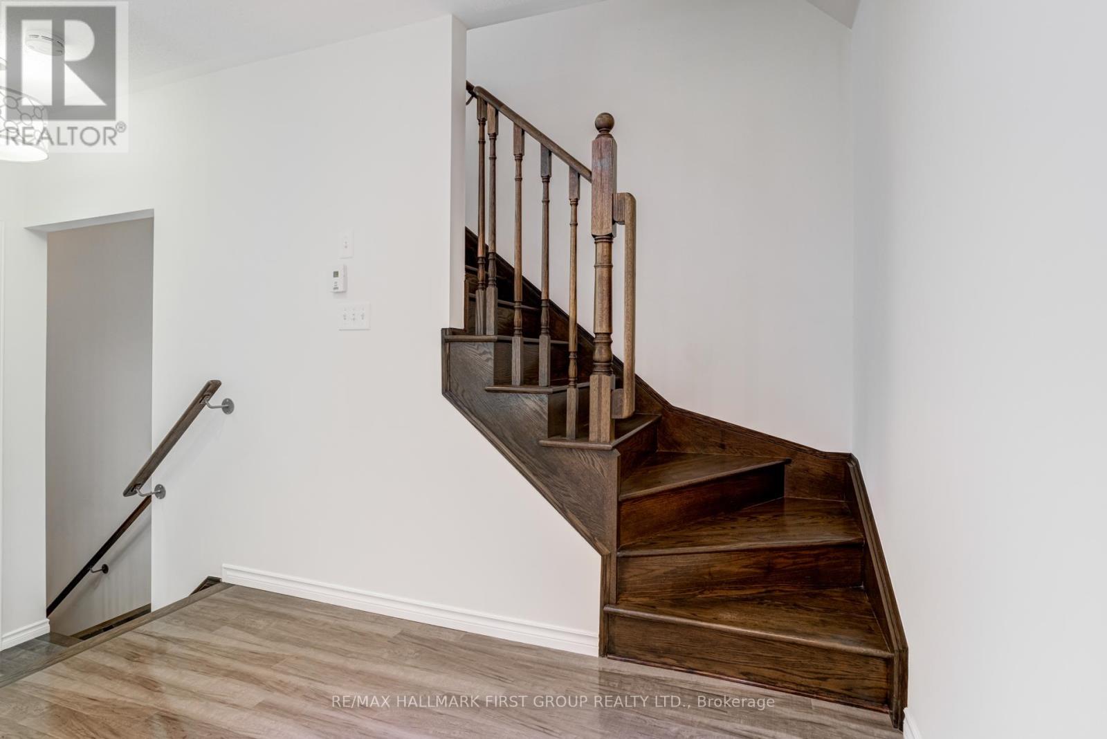 8 Reevesmere Lane, Ajax, Ontario  L1Z 0L3 - Photo 10 - E12511892