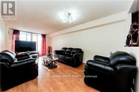 501 - 410 Mclevin Avenue, Toronto, Ontario  M1B 5J5 - Photo 2 - E12511932