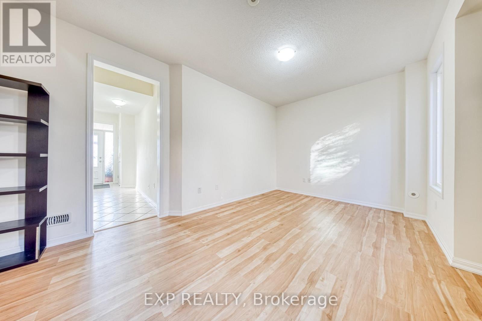 30 Yates Avenue, Toronto, Ontario  M1L 0C8 - Photo 15 - E12511986