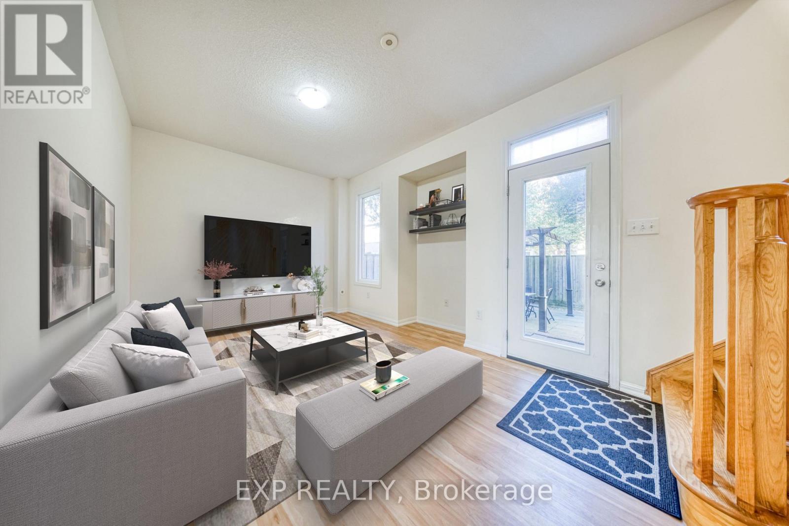 30 Yates Avenue, Toronto, Ontario  M1L 0C8 - Photo 2 - E12511986