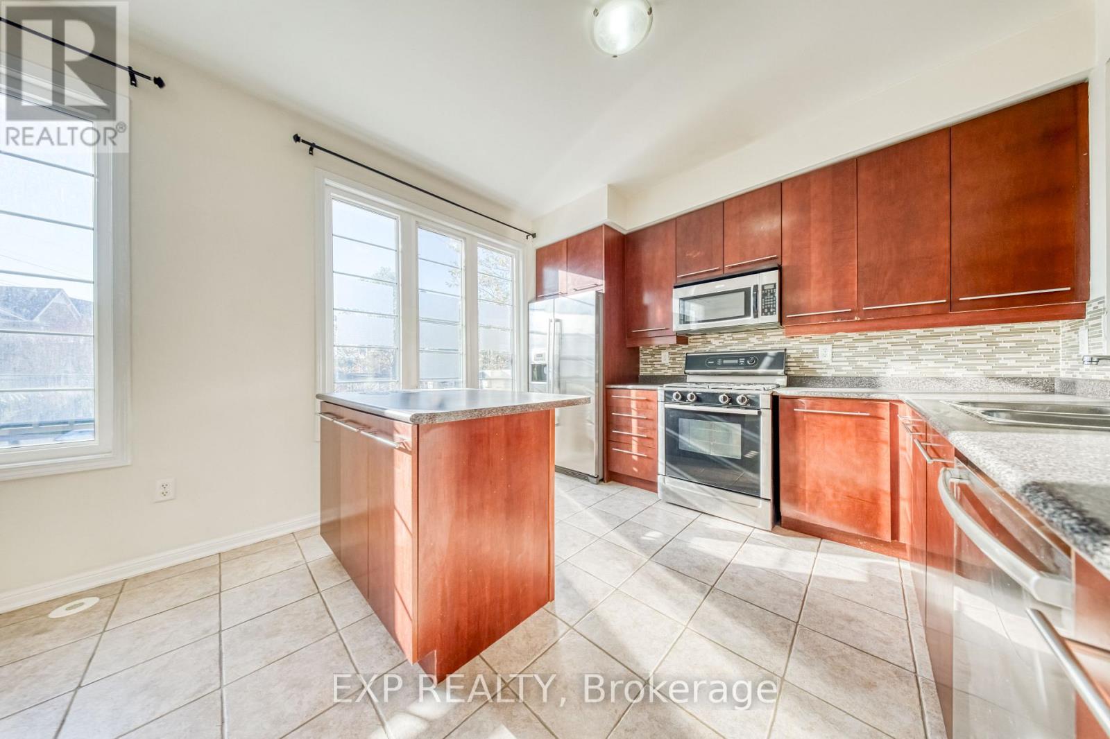 30 Yates Avenue, Toronto, Ontario  M1L 0C8 - Photo 23 - E12511986