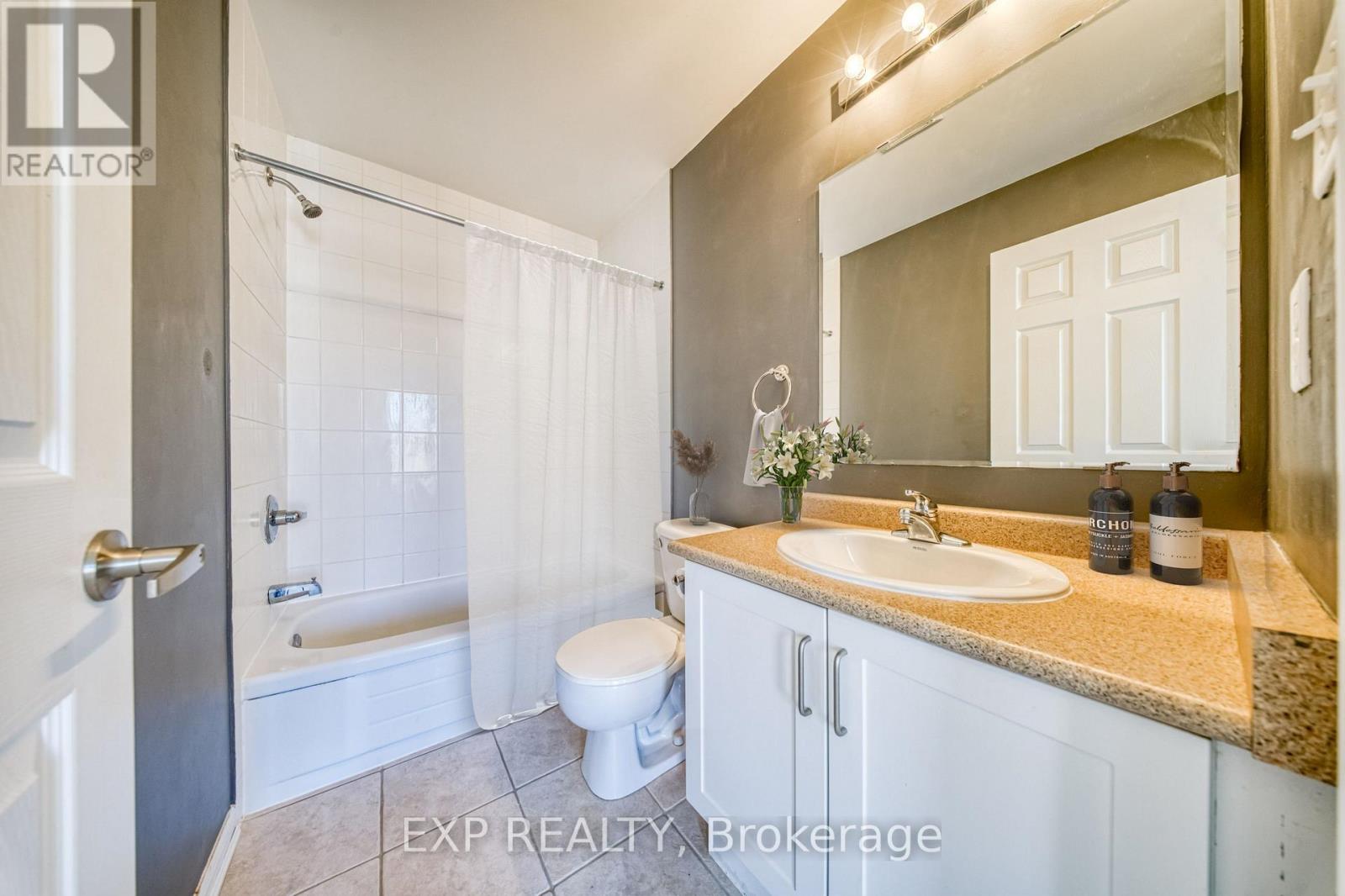 30 Yates Avenue, Toronto, Ontario  M1L 0C8 - Photo 8 - E12511986