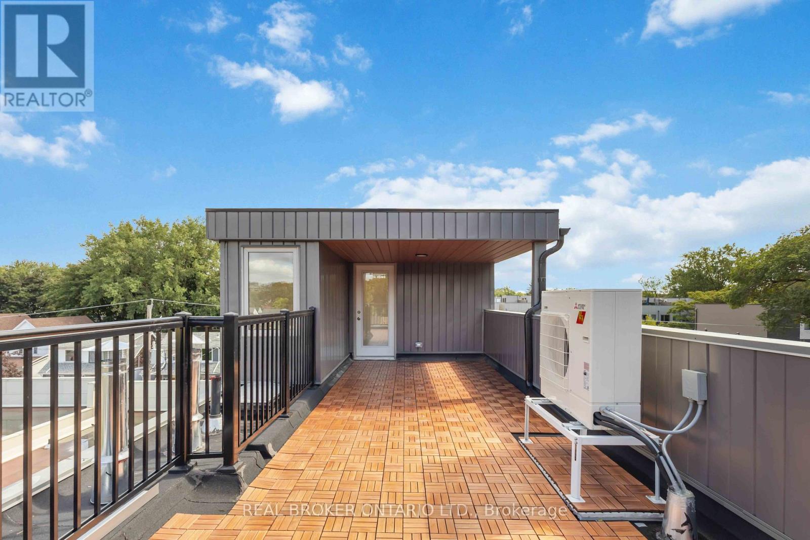 Unit R - 72 Jones Avenue, Toronto, Ontario  M4M 2Z8 - Photo 27 - E12512070