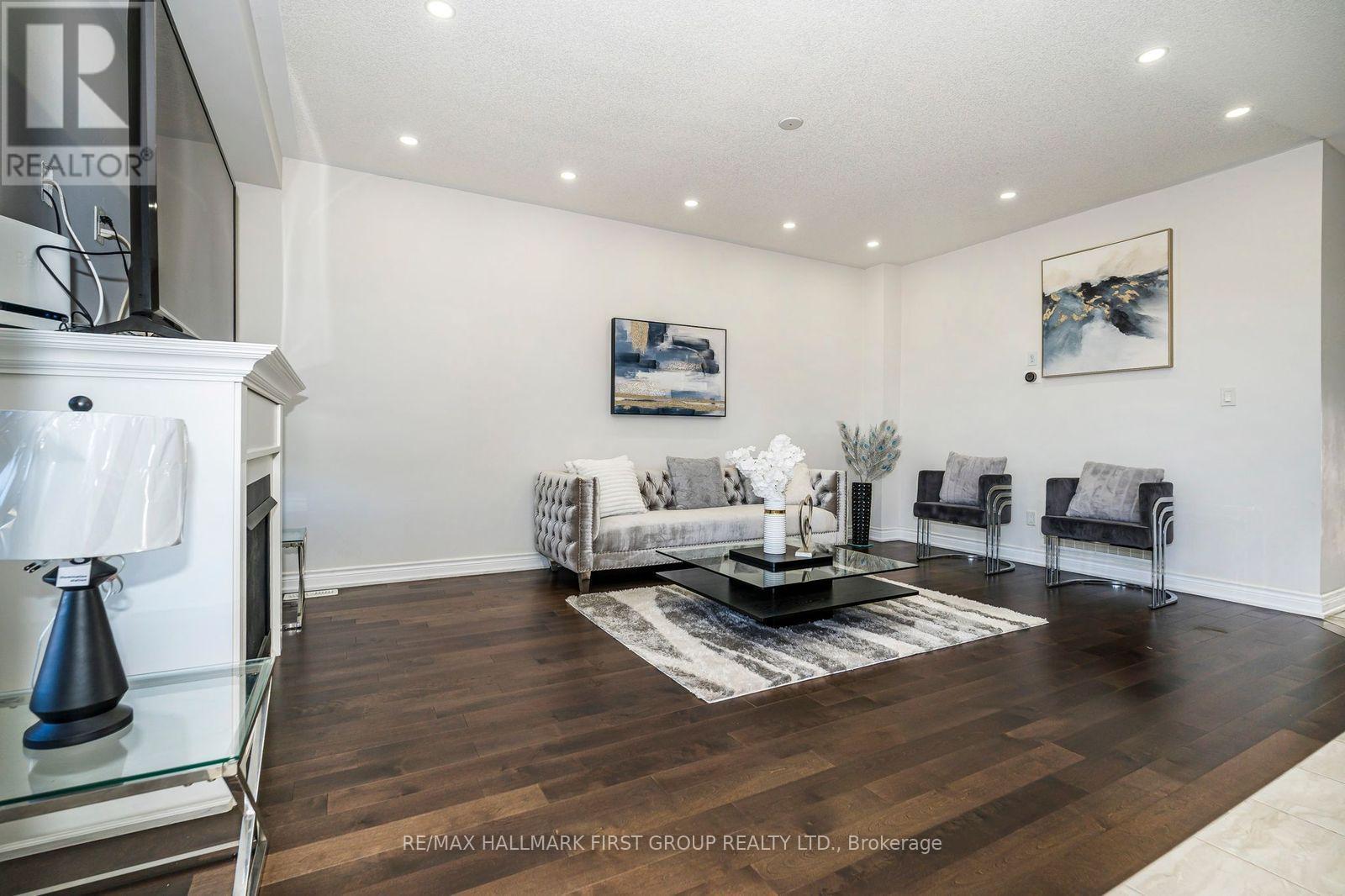 68 Hurst Drive, Ajax, Ontario  L1T 0N8 - Photo 15 - E12512100