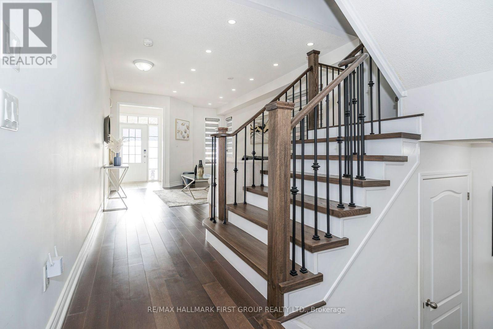 68 Hurst Drive, Ajax, Ontario  L1T 0N8 - Photo 20 - E12512100