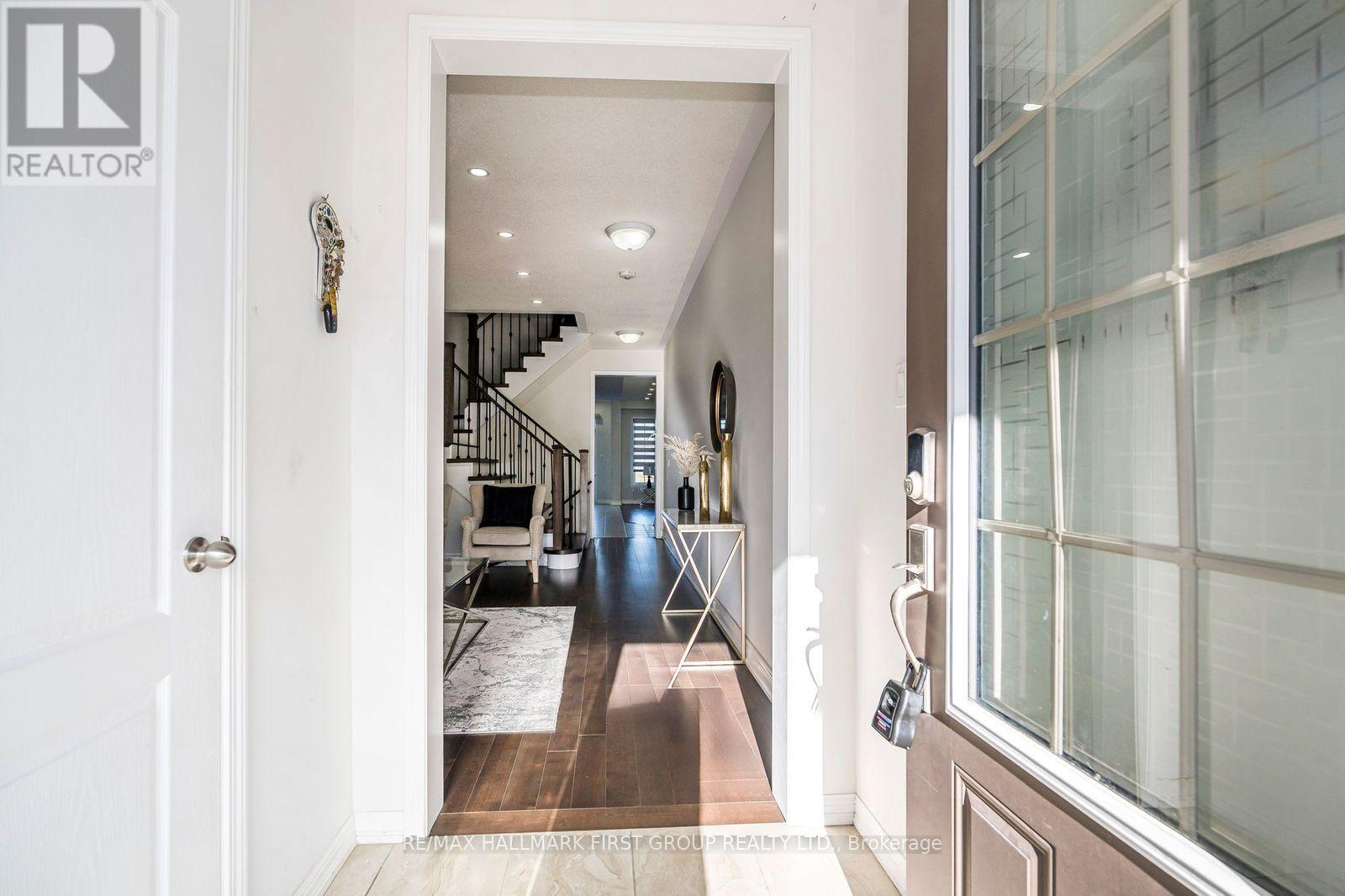 68 Hurst Drive, Ajax, Ontario  L1T 0N8 - Photo 3 - E12512100