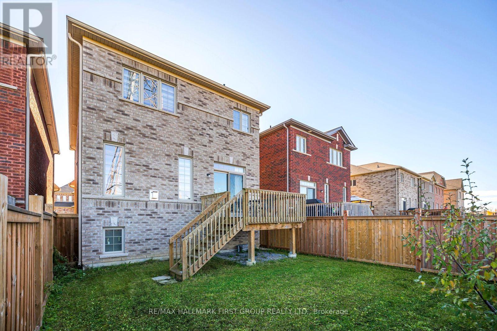 68 Hurst Drive, Ajax, Ontario  L1T 0N8 - Photo 33 - E12512100