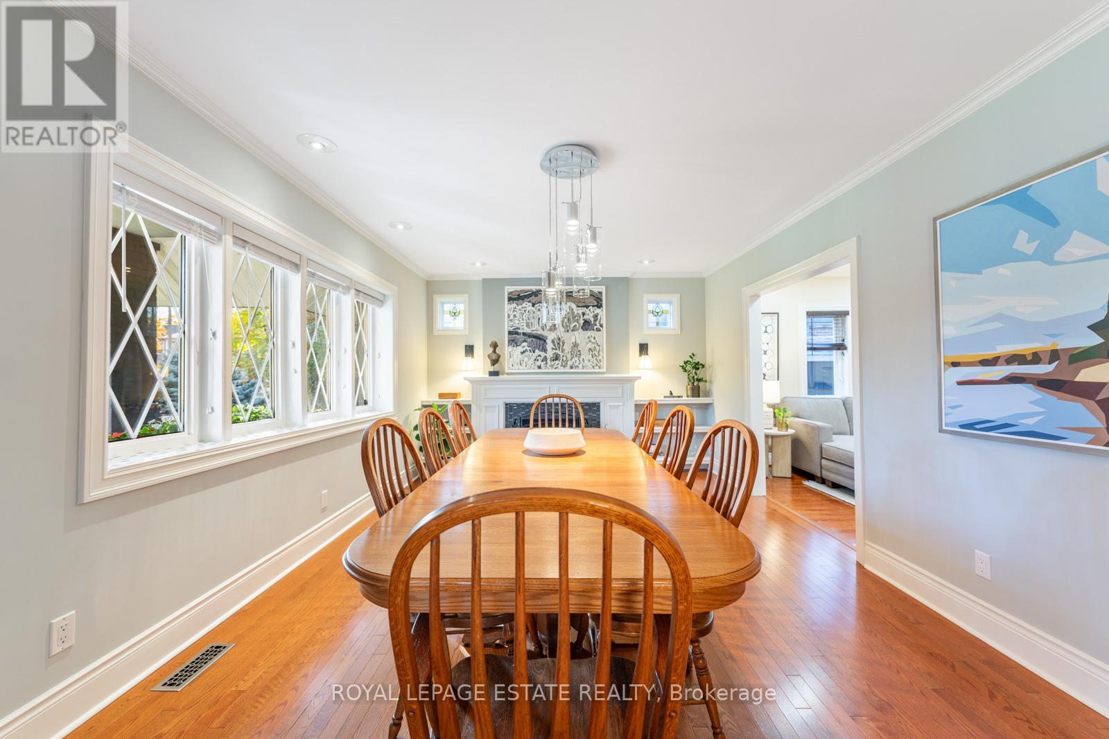 6 Bracken Avenue, Toronto, Ontario  M4E 1N2 - Photo 10 - E12512178