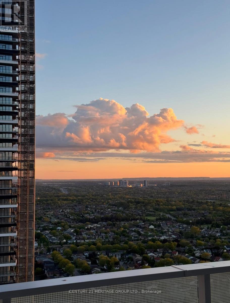 4008 - 3900 Confederation Parkway, Mississauga, Ontario  L5B 3J1 - Photo 9 - W12483230