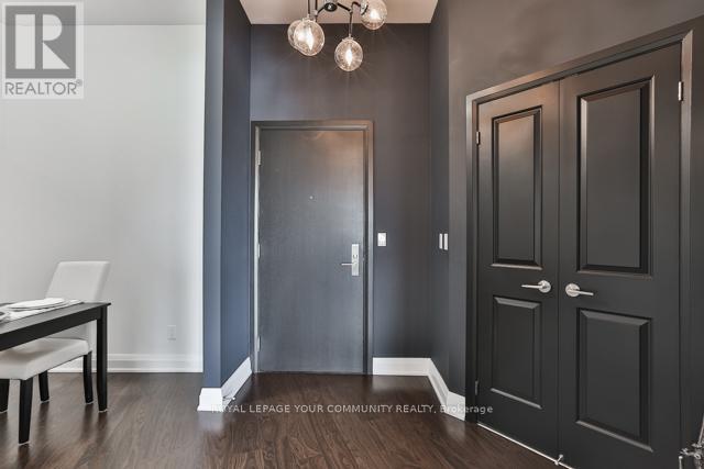 1806 - 25 Fontenay Court, Toronto, Ontario  M9A 0C4 - Photo 5 - W12511468